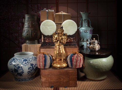 PART OF THE COLLECTION OF MR. NOBUO MAEDA, AN ANTIQUE DEALER IN SHOWA PERIOD OF JAPAN