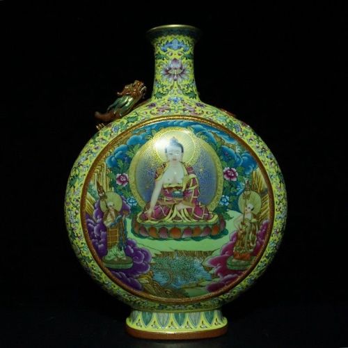 Excellent Imperial Ceramics and Works of Art